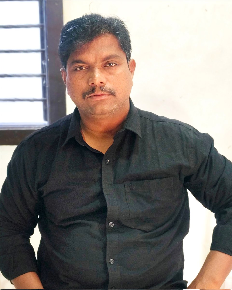 தீ பரவட்டும் 🔥🔥🔥
தமிழ்நாட்டின் உரிமைகளைத் தொடர்ந்து பறித்து வரும் ஒன்றிய பாஜக அரசுக்கு எதிராக கருப்புக் கொடி போராட்டத்தை முன்னெடுத்துள்ளன.
உரிமைகளைக் காப்பதற்கான உணர்வுத் தீ, இந்தியா முழுவதும்  பரவட்டும்.
#SayNoToNDA 
திருவள்ளுவர் ஆண்டு 2057 
சித்திரை 3