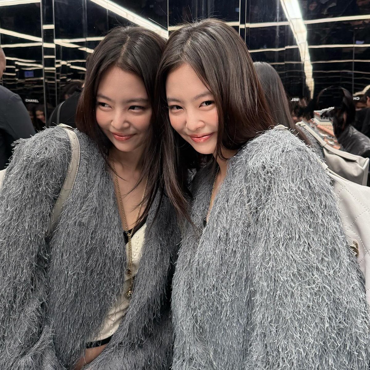 jennie tweet media