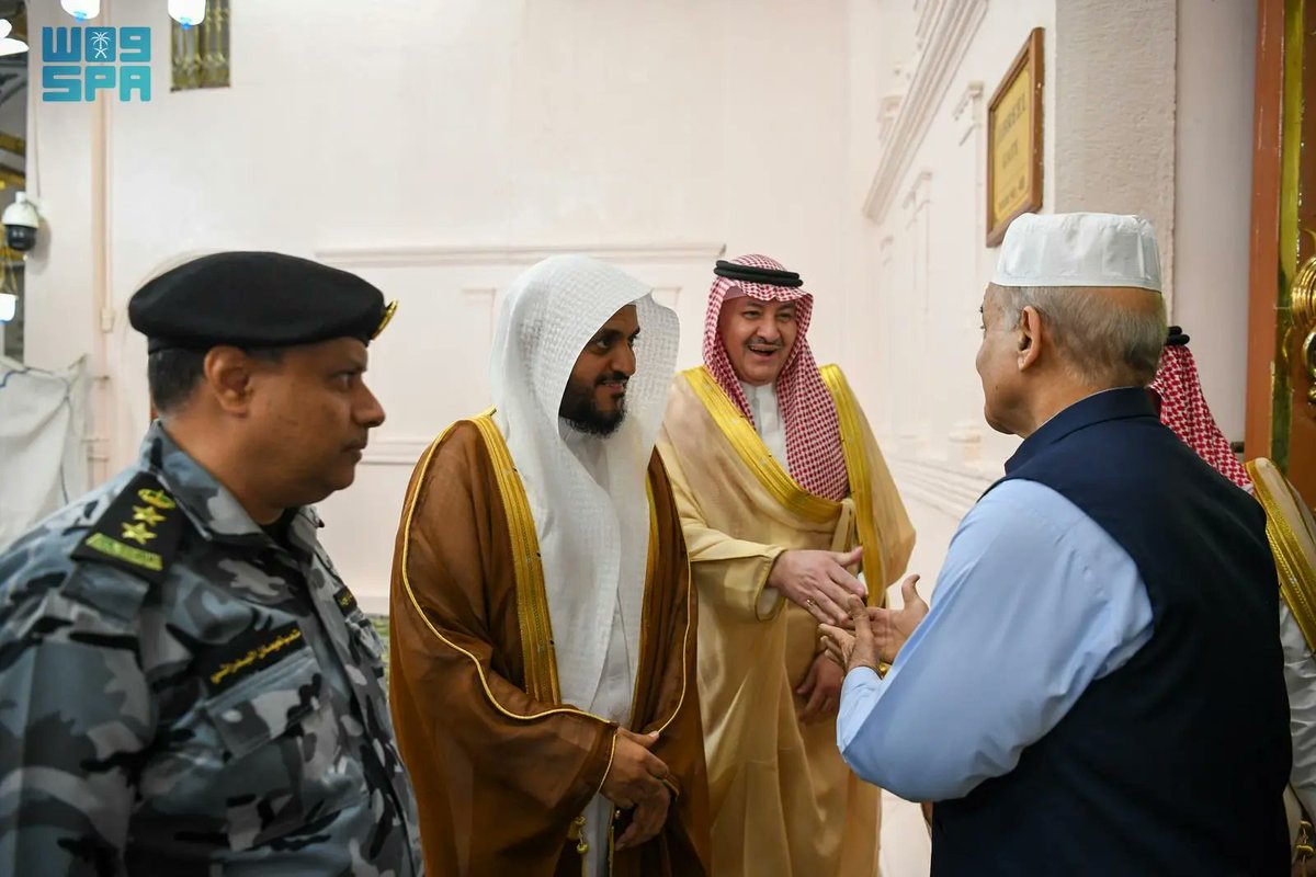 SPAregions's tweet photo. رئيس وزراء باكستان يزور المسجد النبوي.
https://t.co/CpGqBTPcCd
#واس https://t.co/EkF1yam71M