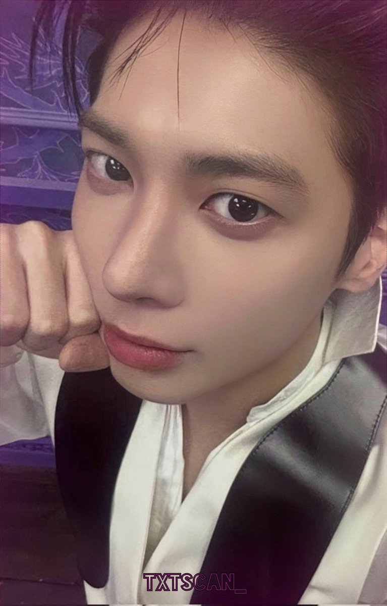 txtscan_'s tweet photo. 7TH YEAR: A Moment of Stillness in the Thorns

▪️LIMITED PHOTOCARD – BROADCAST MCOUNTDOWN

#BEOMGYU #TAEHYUN #HUENINGKAI #TOMORROW_X_TOGETHER

@TXT_bighit @TXT_members https://t.co/rDnlrvxm6b