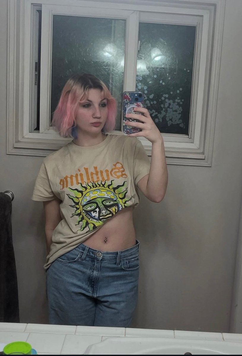 𝐈𝐑𝐋 𝐅𝐚𝐭 𝐆𝐨𝐨𝐧𝐬 😘 DM tweet media