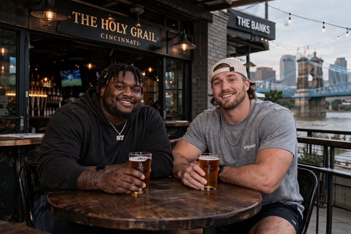 MailManBailey's tweet photo. Dexter Lawrence and Joey Bosa were seen at the Holy Grail a couple hours ago. https://t.co/dyy1YjlezO