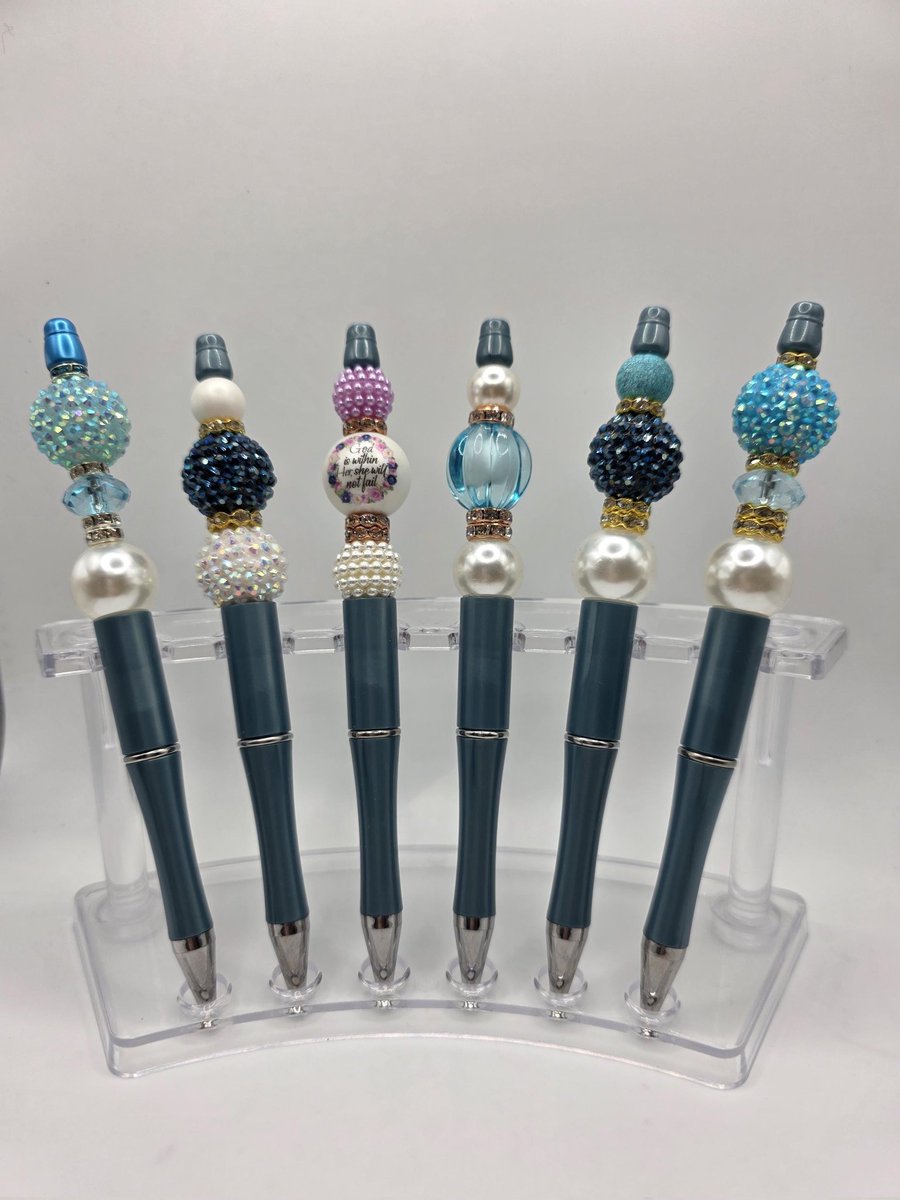 NOLACHELLE50's tweet photo. STOP SCROLLING 💕
These aren’t just pens… they’re statement pieces ✨
Handmade beaded pens in gorgeous styles 💎
💥 60% OFF (limited time only)
Grab yours before they’re gone:
https://t.co/9PuLVOTdJ5
https://t.co/TSANlkFKj0 https://t.co/WG6aC1BeWI