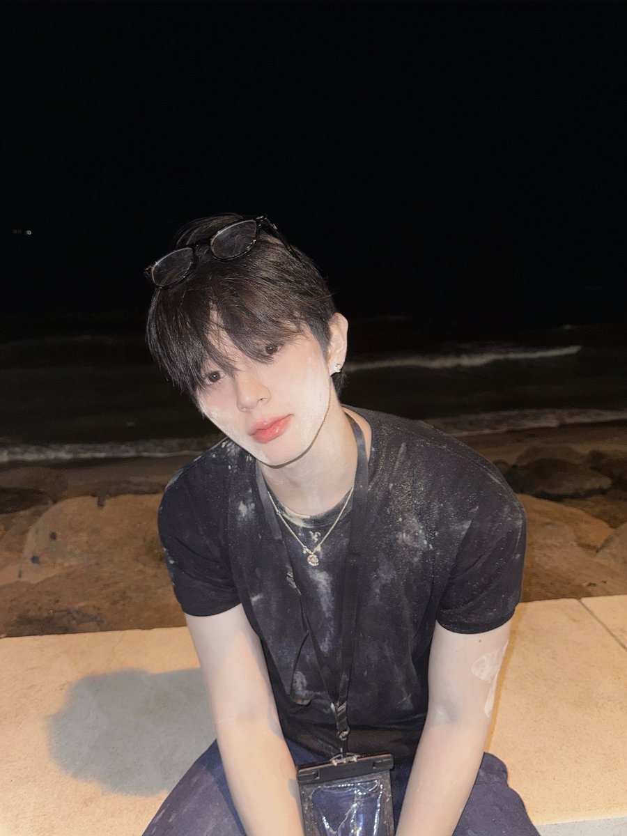 ณิชชอบจัดดอกไม้เฉย ๆ 🌷 tweet media