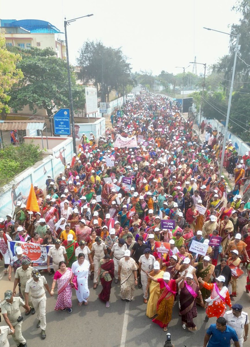 PravatiPOdisha's tweet image. ନାରୀ ଶକ୍ତିର ସମ୍ମାନ, ରାଷ୍ଟ୍ରର ଉତ୍ଥାନ #NariShaktiVandan #Puri