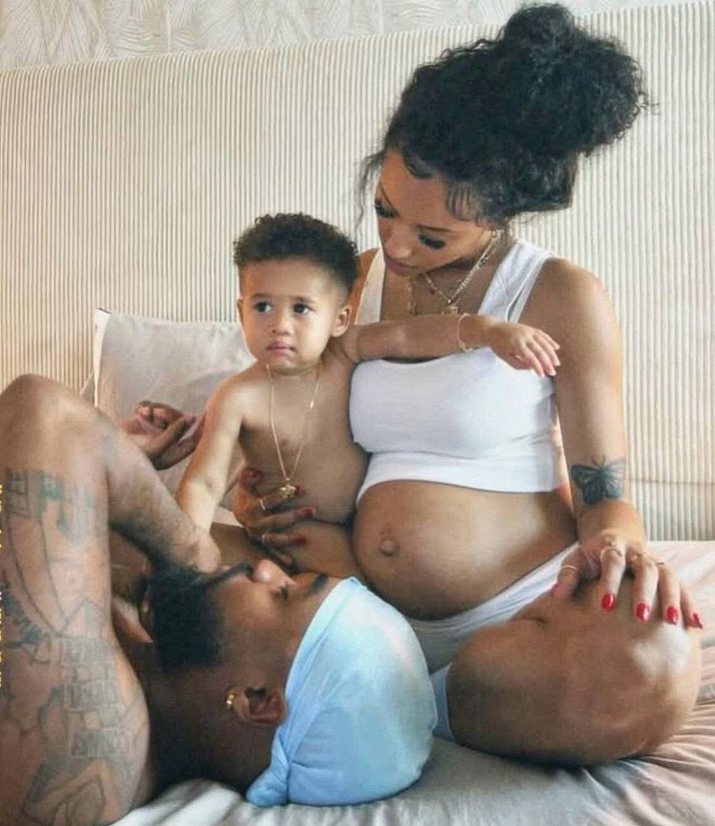 if this comes to your timeline, may you live long enough to enjoy the joy of parenthood with someone who loves you❤️