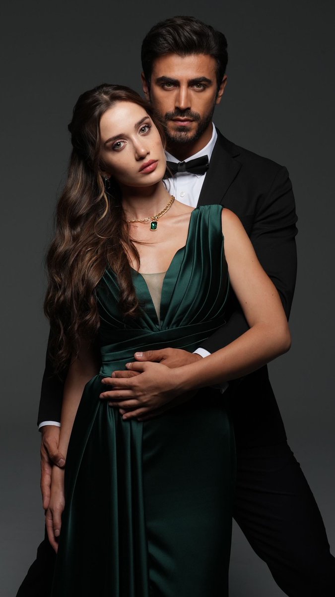 EminGGlobal's tweet image. 🆕📸 Emin via subscription  

“Time flies so fast… Tomorrow you will watch Ateş and Mercan for the last time”  

We’re not ready for this goodbye… 🤍  

#EminGünenç #Arafta #MerTeş