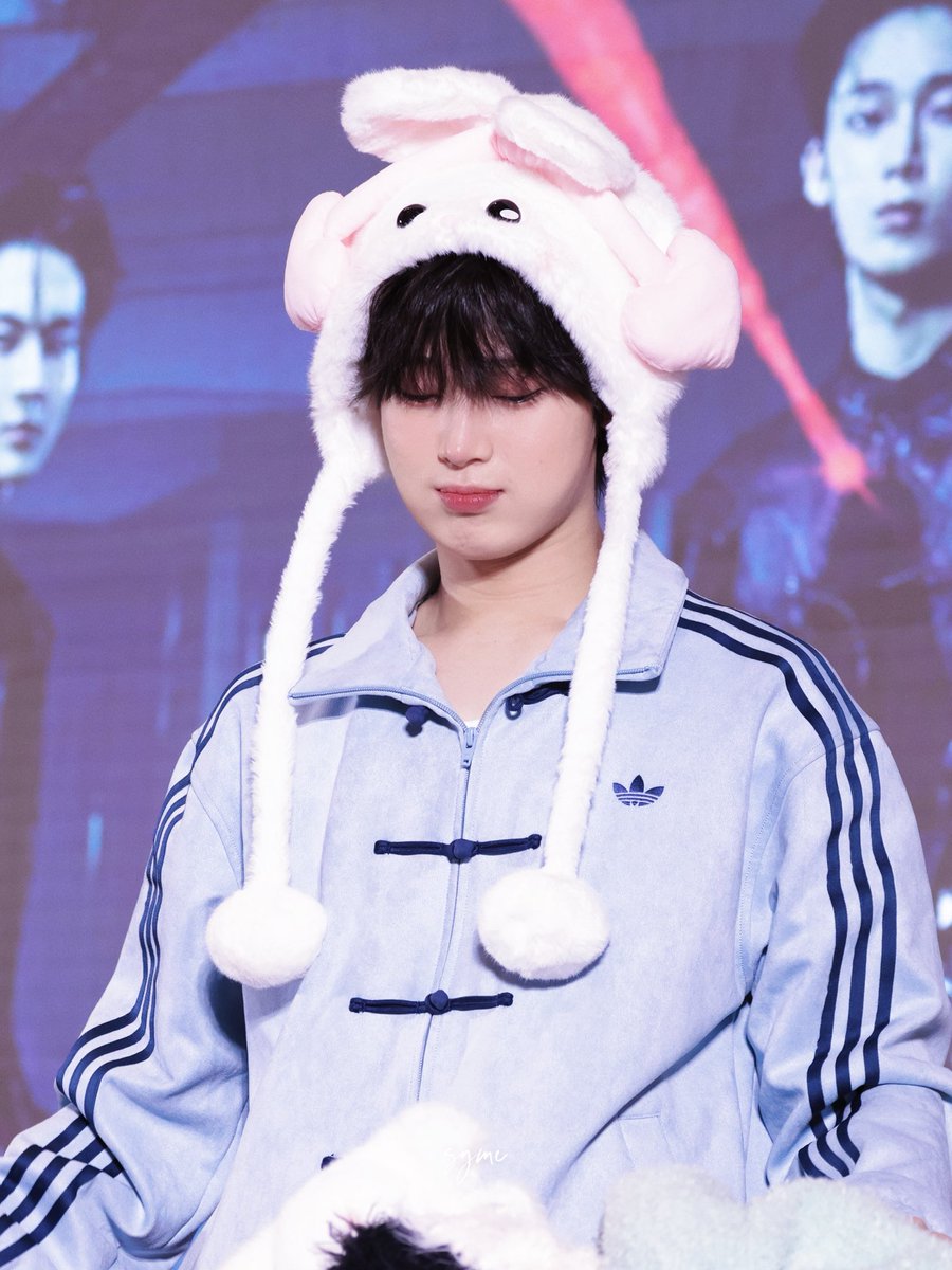 iamnotuu tweet media