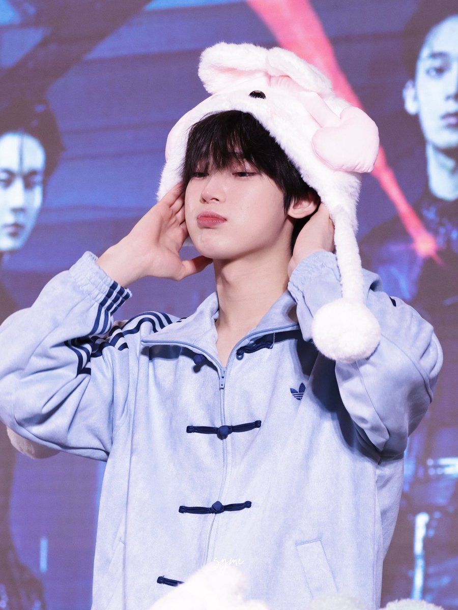 iamnotuu tweet media