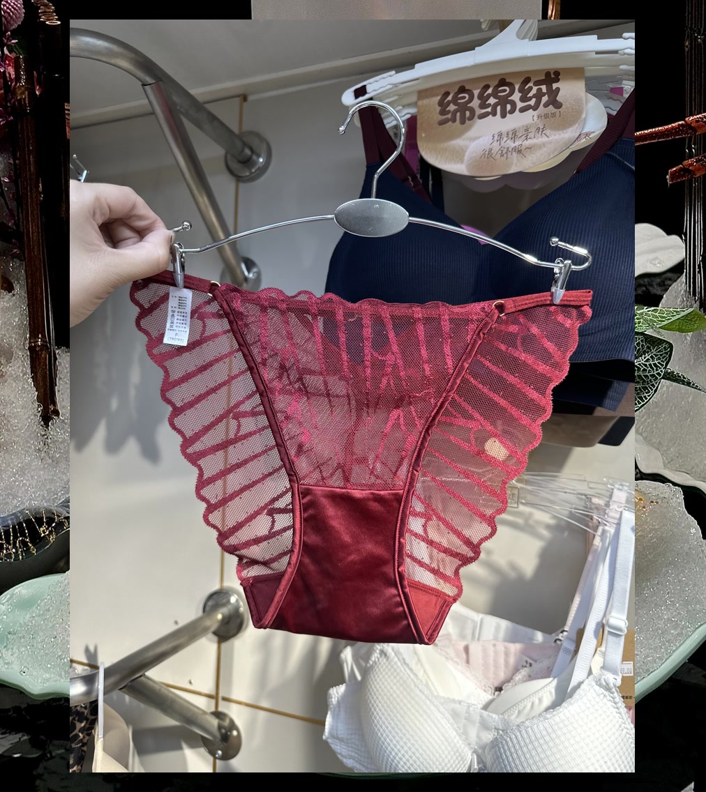 Tim Richardson tweet media