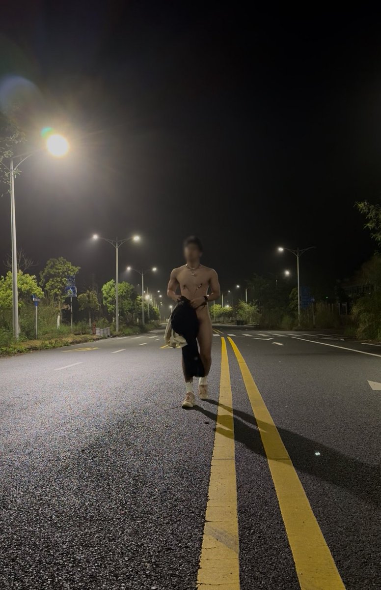 燕麦荔枝 tweet media