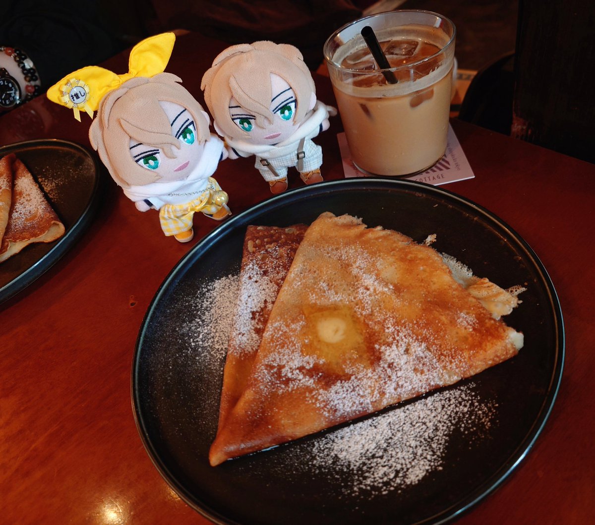 まだ🌸咲いてたね☆お散歩して おやつたいむ🕒✨