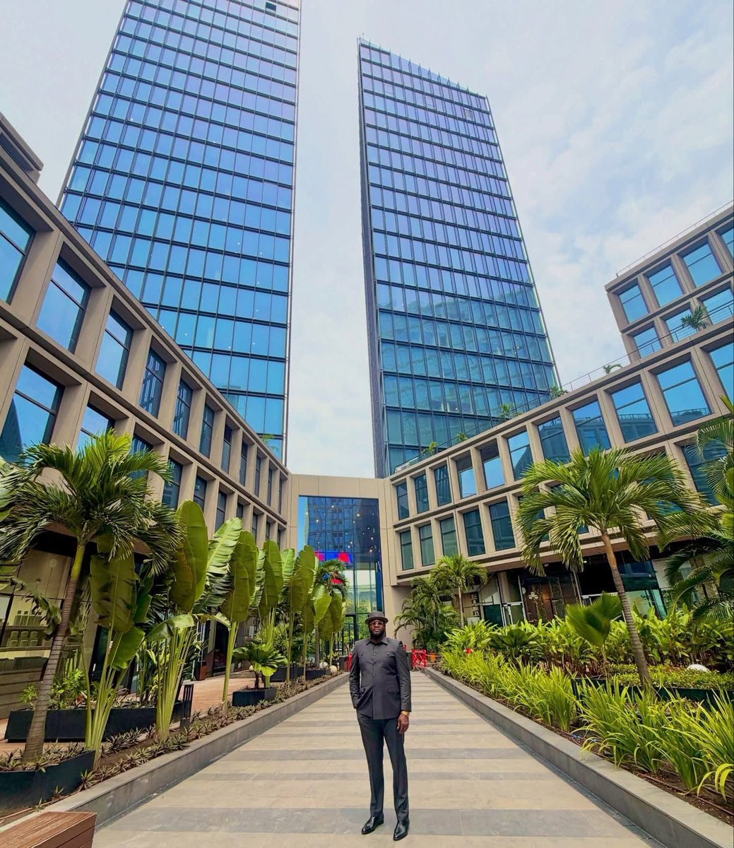 LES ÉLITES DE NICOLAS KAZADI ✌️ ENK Asbl tweet media