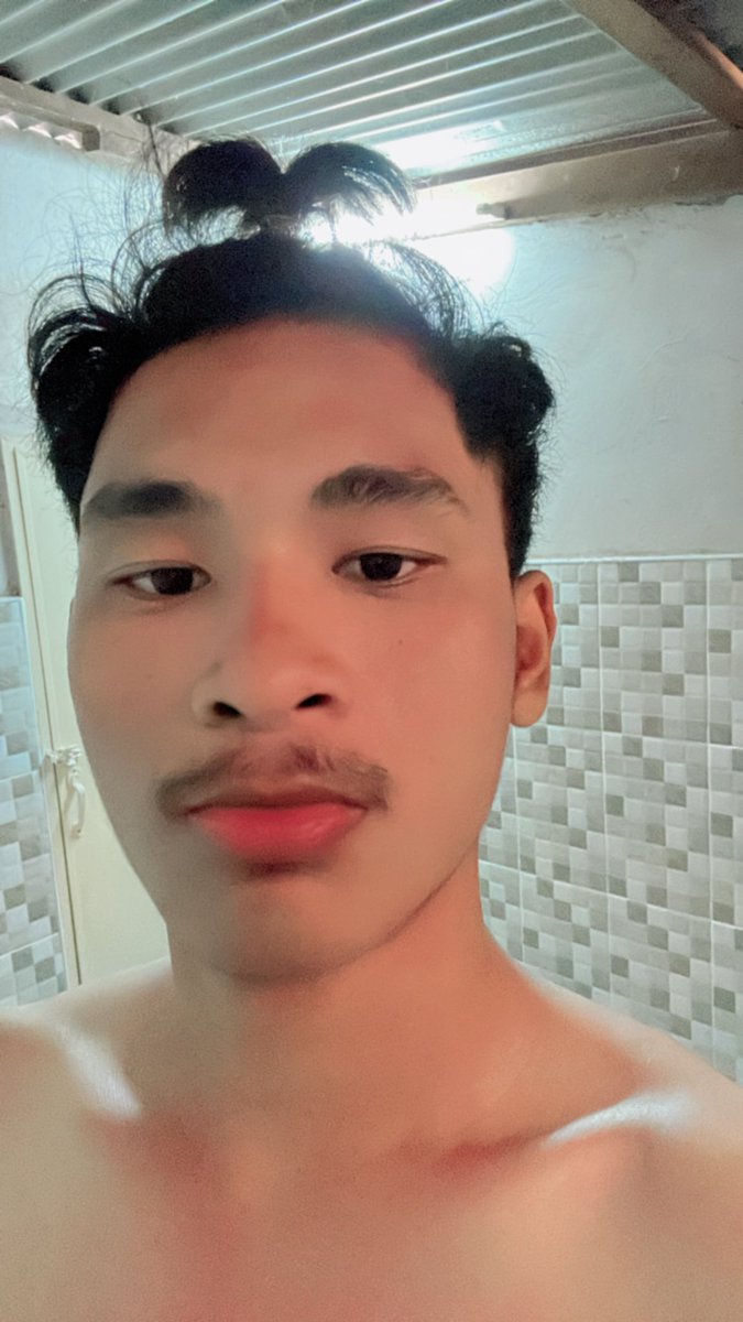 😋🤪 tweet media