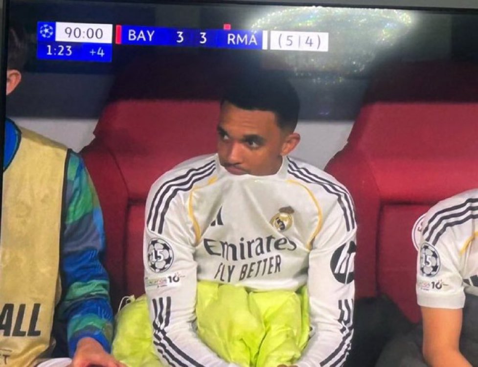 البـدر tweet media