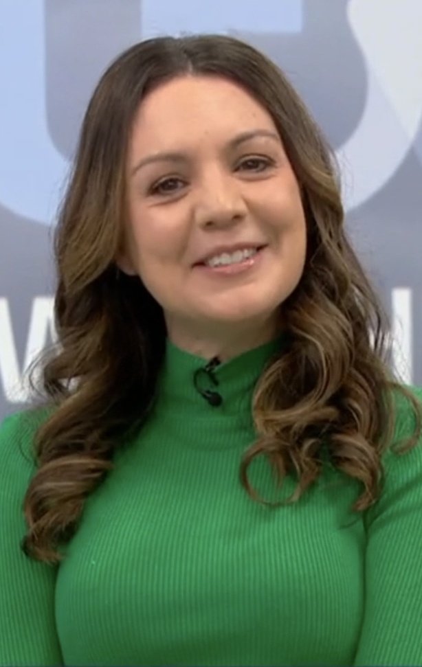 MAIBAGAINHOTBABES tweet media