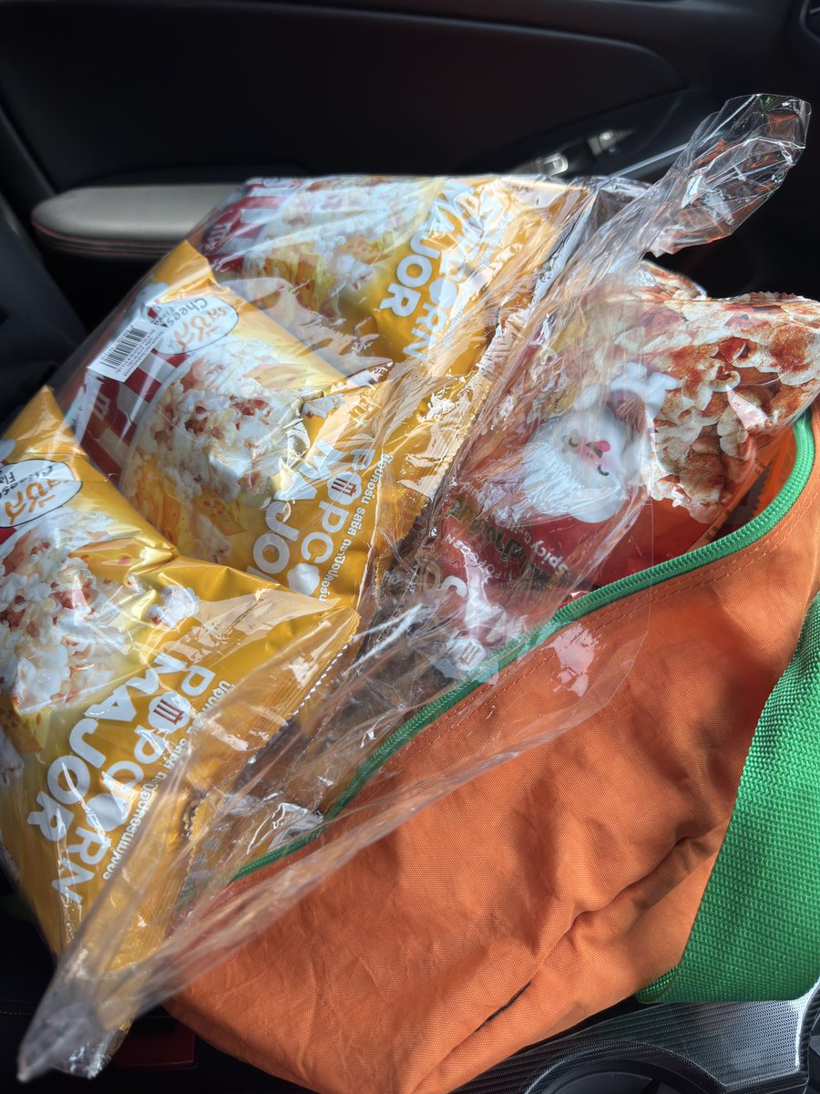 TJ (fan account ) tweet media