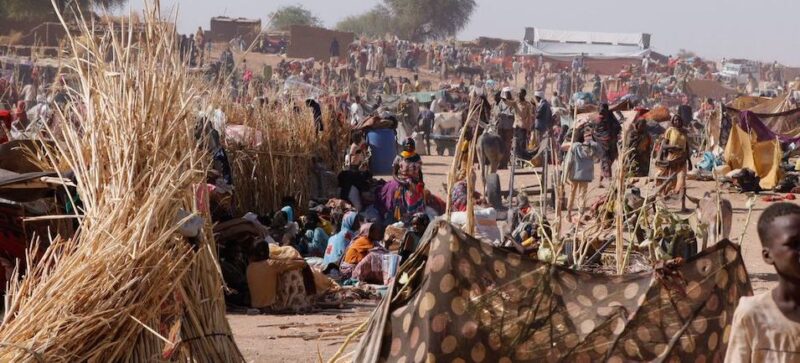 LQSomos's tweet photo. Sudán, tres años después: una guerra sin reglas que ha llevado al colapso sistemático del país https://t.co/xez7JWiJqQ. #Sudan #HablaSobreSudán
#SudánNoPuedeEsperar #تبرعات #تحدث-عن-السودان #elfasher #alfasher https://t.co/aOff2RXKwV