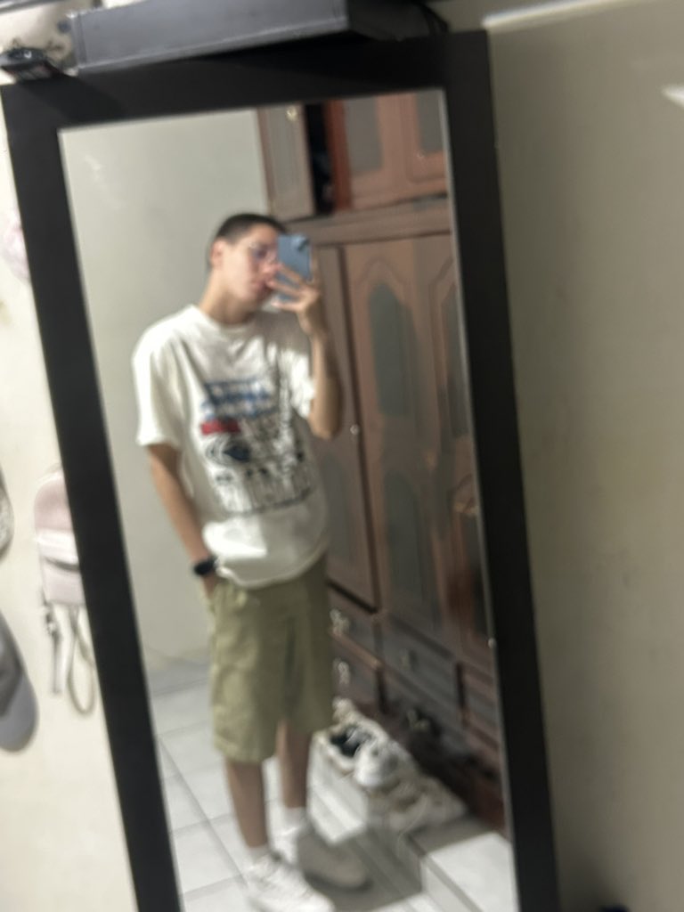 luisxang_'s tweet photo. https://t.co/J5oj4bAueh
