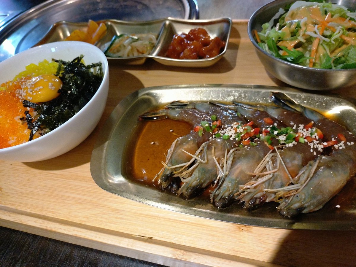 ツナ👓スペイン村 tweet media