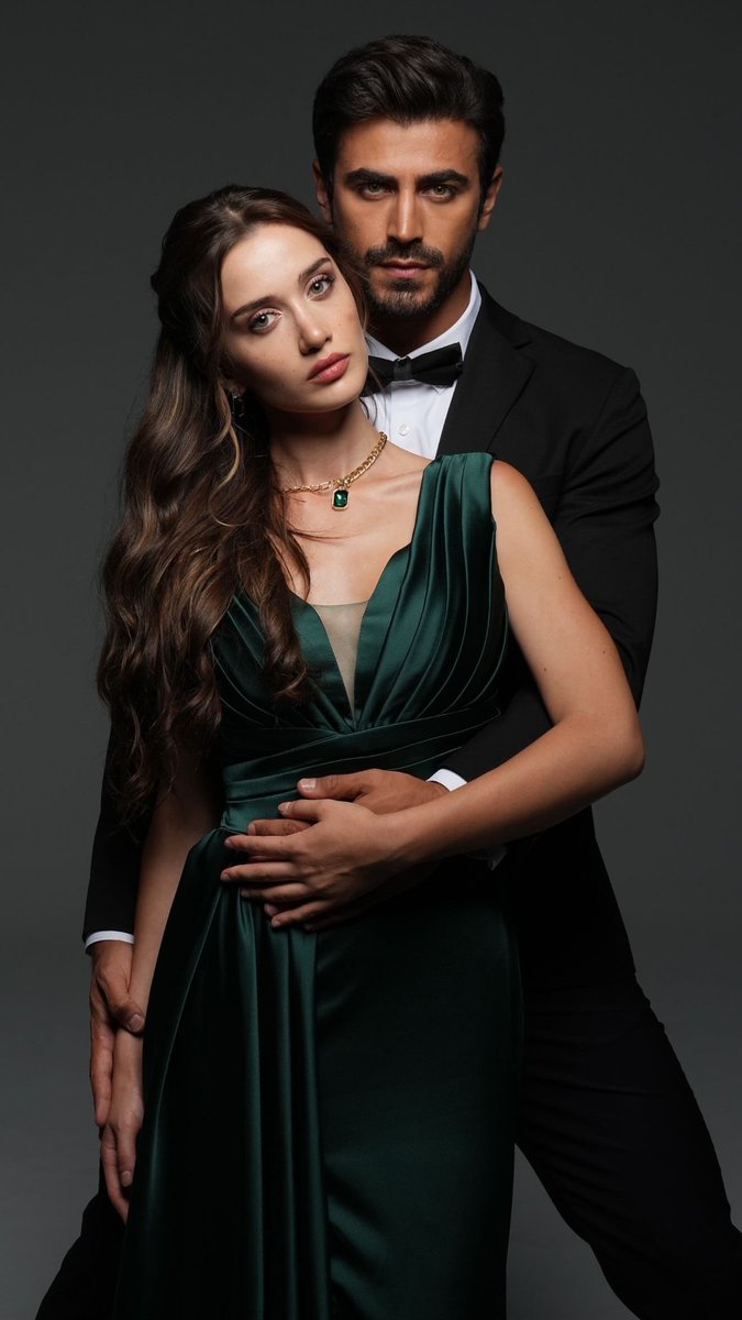 The photoshoots for #Arafta were so good!! These two deserved more magazine covers. Emin saying it will be the most exciting episode, can't believe its the last time we will see them at least for a while. #MerTeş