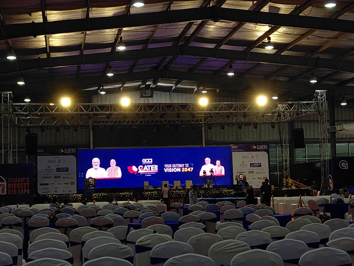 1000Darshan's tweet photo. https://t.co/HFOVRuSnb2