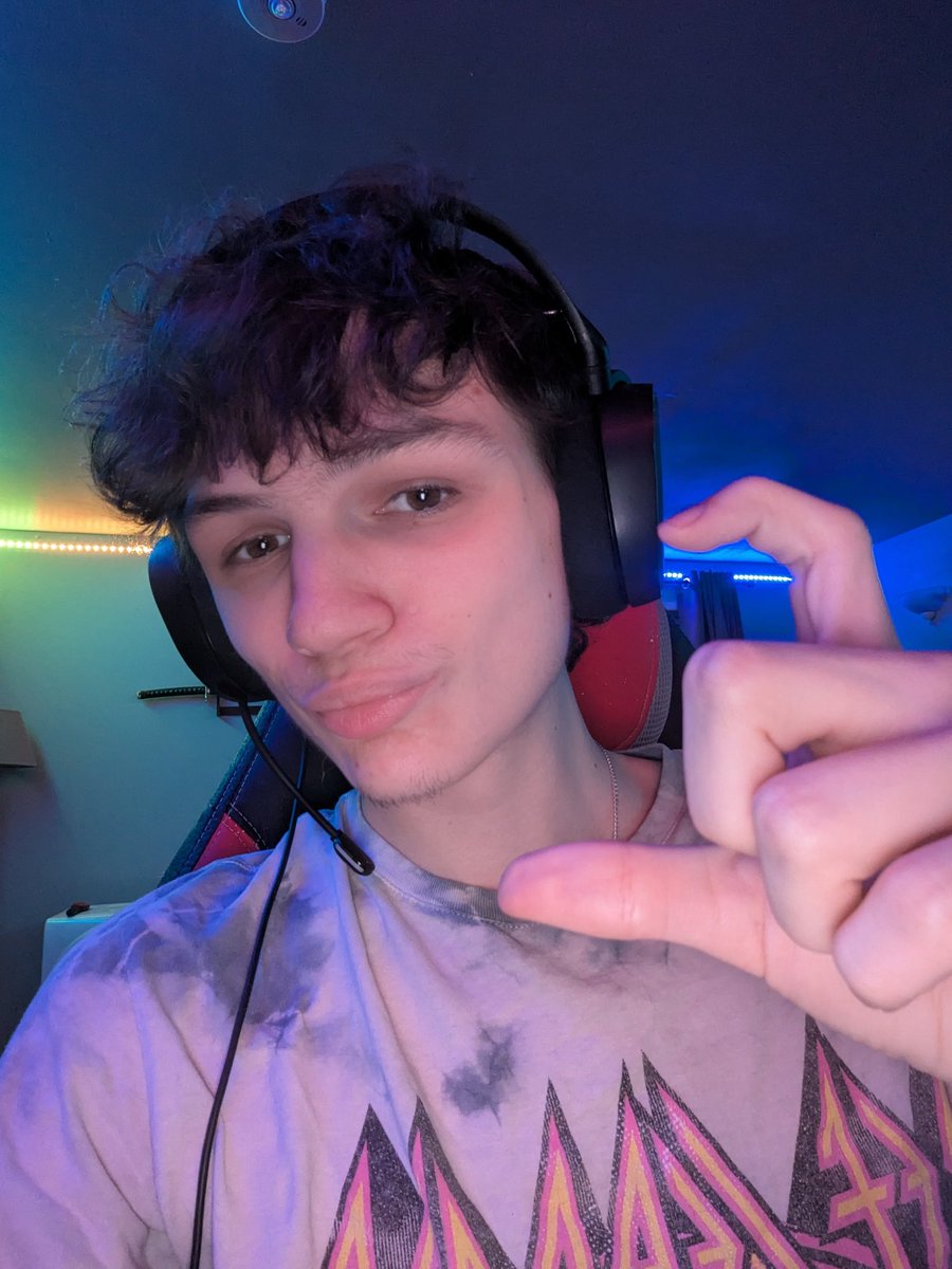 ♥️🔥 Arcy 🥀🖤 (18+) $5 customs open!! tweet media