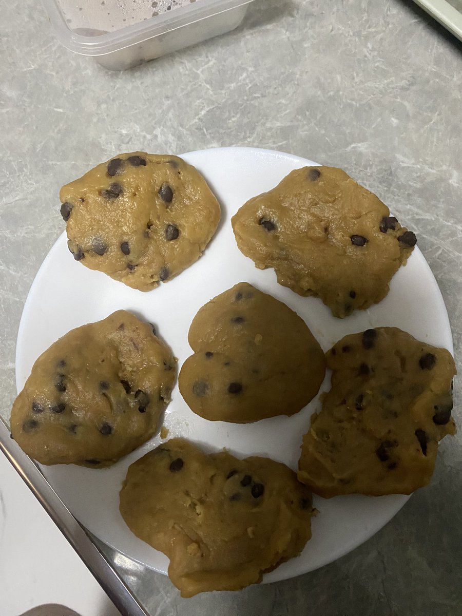 JAYpril 🦅 tweet media