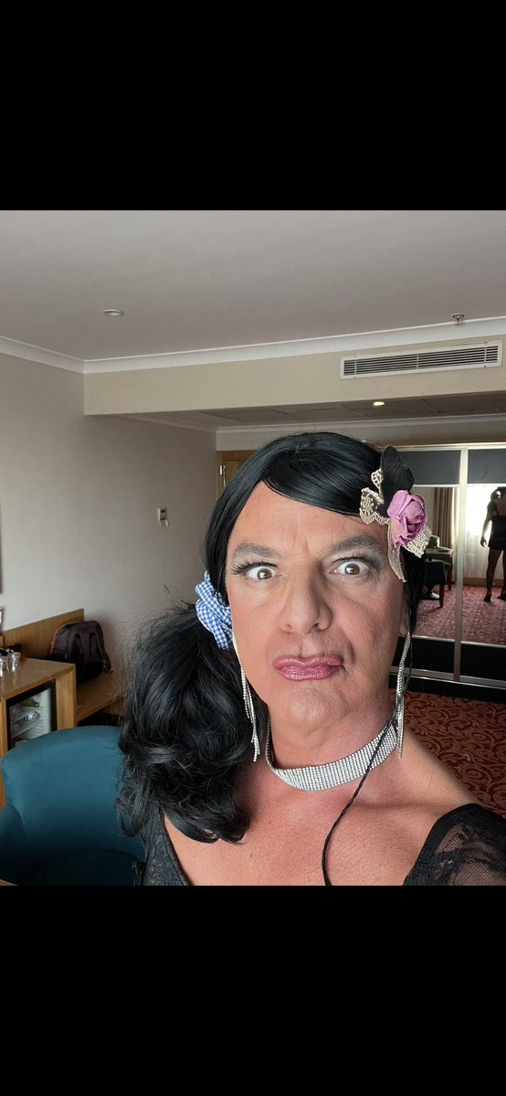 Şahika Şen 10K tweet media