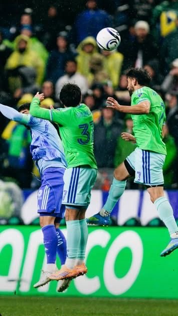 jardinizquierdo's tweet photo. #FinalDelPartido | @TheChampions 

@TigresOficial vs @SoundersFC termina 3 - 1 favor Seattle pero un global de 3 - 3 que le da el pase a Tigres

📷 Lumen Field https://t.co/Dj0S7HuIx0