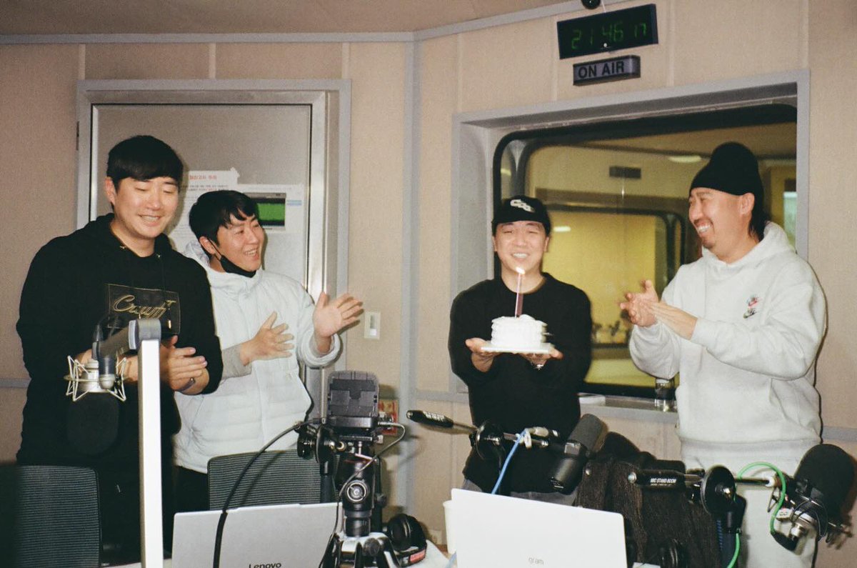 조작가님 인스타에 올라온 생녹방 날의 지노🙌