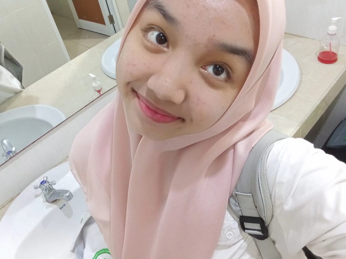 malam hari tweet media