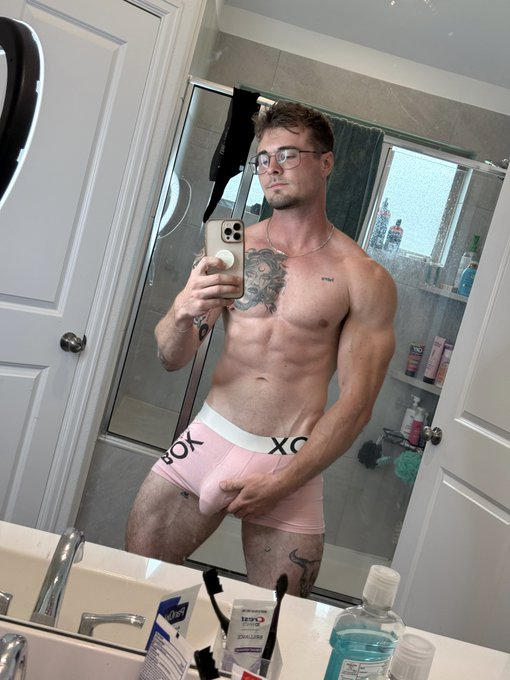 Josh Collins tweet media