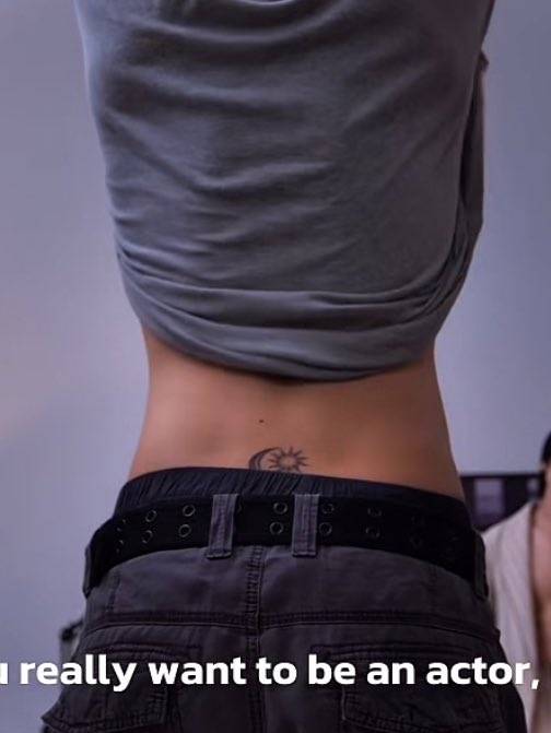 غيروا وشم يوهان ..
اثنينهم حلوين لكن الأول له طابع مختللللف