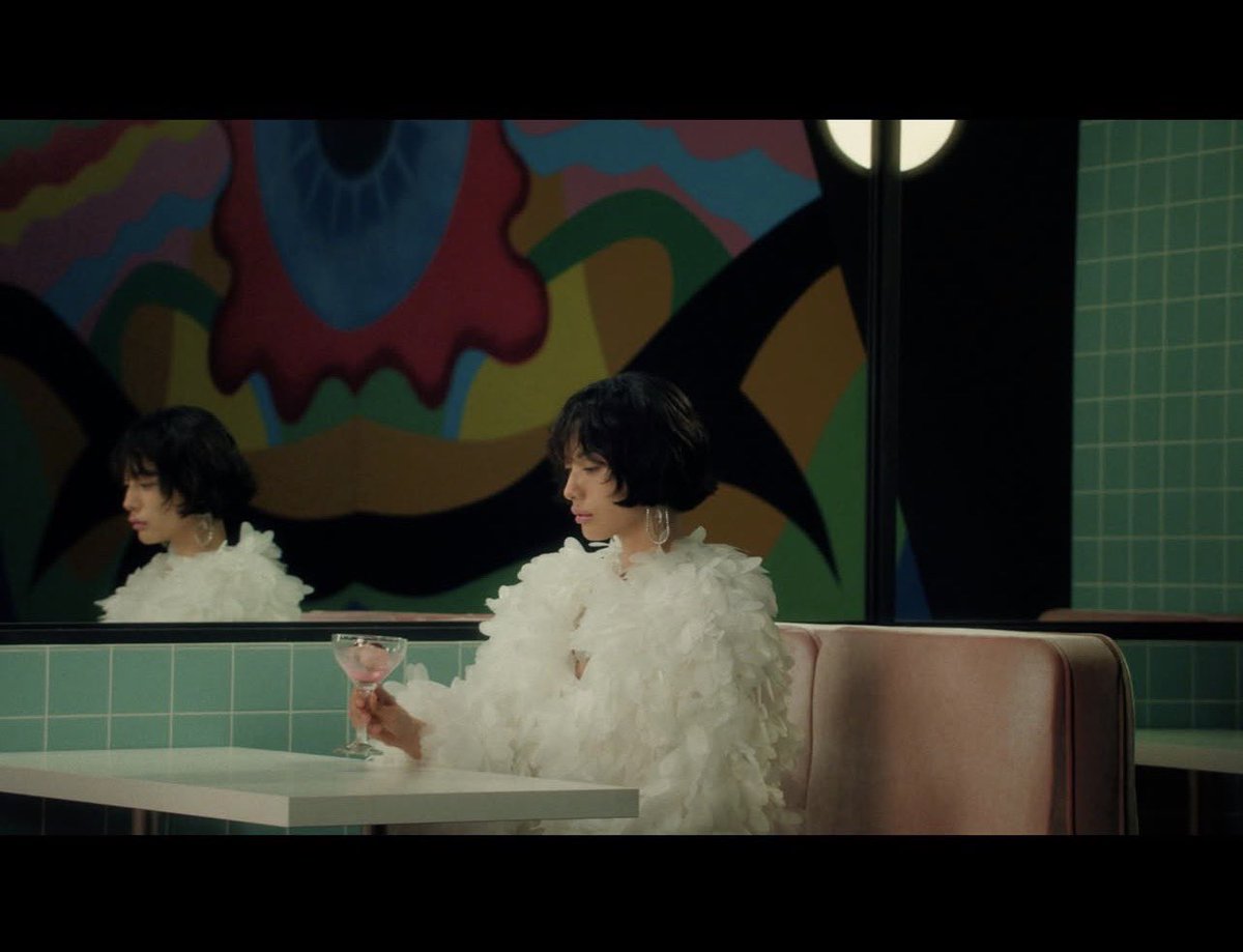 TTTOPSUPPORT's tweet image. 완전미쳤어! STUDIO 54 MV Behind the Scenes via d. Art_2010 instagram post

🔗 instagram.com/p/DXLnCeJgLyw/

#탑 #T_O_P #ANOTHER_DIMENSION #Studio54 #완전미쳤어