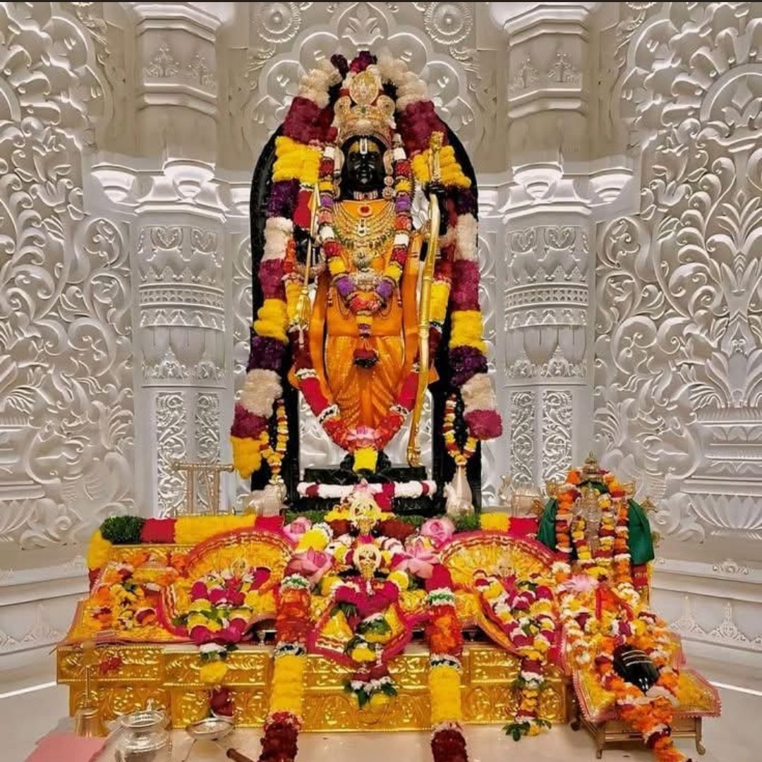 jaijagannath081's tweet image. ब्रह्मांड के सबसे सुंदर रूप है ऐसा लग रहा है जैसे साक्षात हृदय में विराजमान नारायण 
जय श्री राम 🙌
#jayshreeram #Ram #rammandir #ayodhya 
🙏🚩🛕❤️