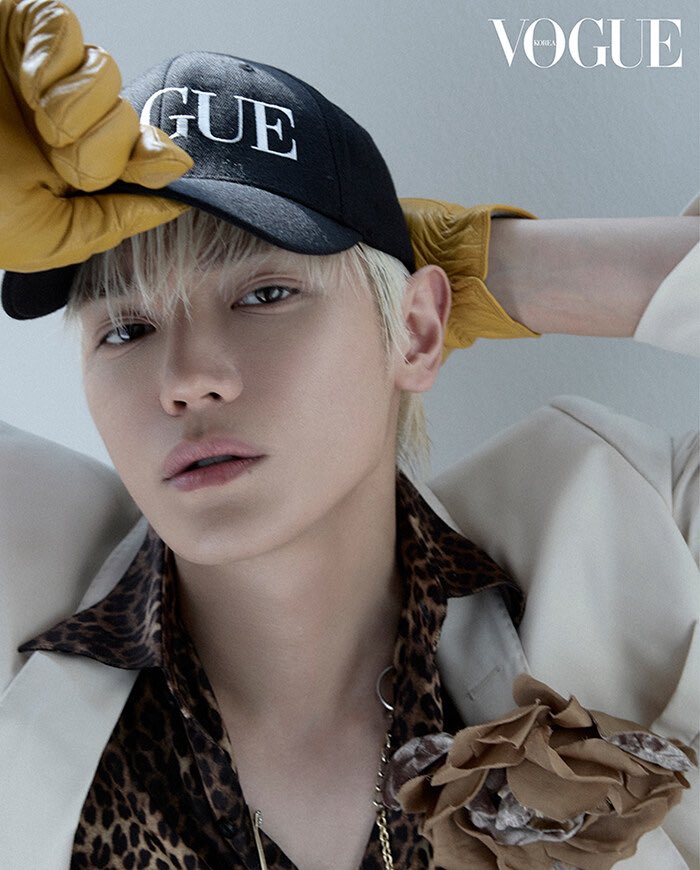 taeyong pics tweet media