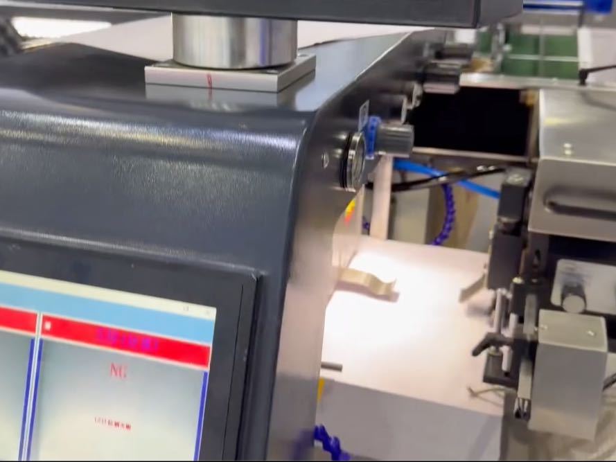 bosid2285's tweet image. Smooth running, stable, low noise &amp;amp; high precision. Durable structure, easy operation, efficient stitching, perfect bookbinding quality for long-term production.
#Bosid #BookSewingMachine #PrintingEquipment #BindingMachine
zjlxbsd.com