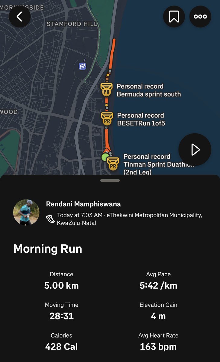 R3ndan's tweet image. Thursday morning run in Durban to negotiate my 2026 @ComradesRace entry 😮‍💨 #Reakitima #RunningWithTumiSole #FetchYourBody2026
