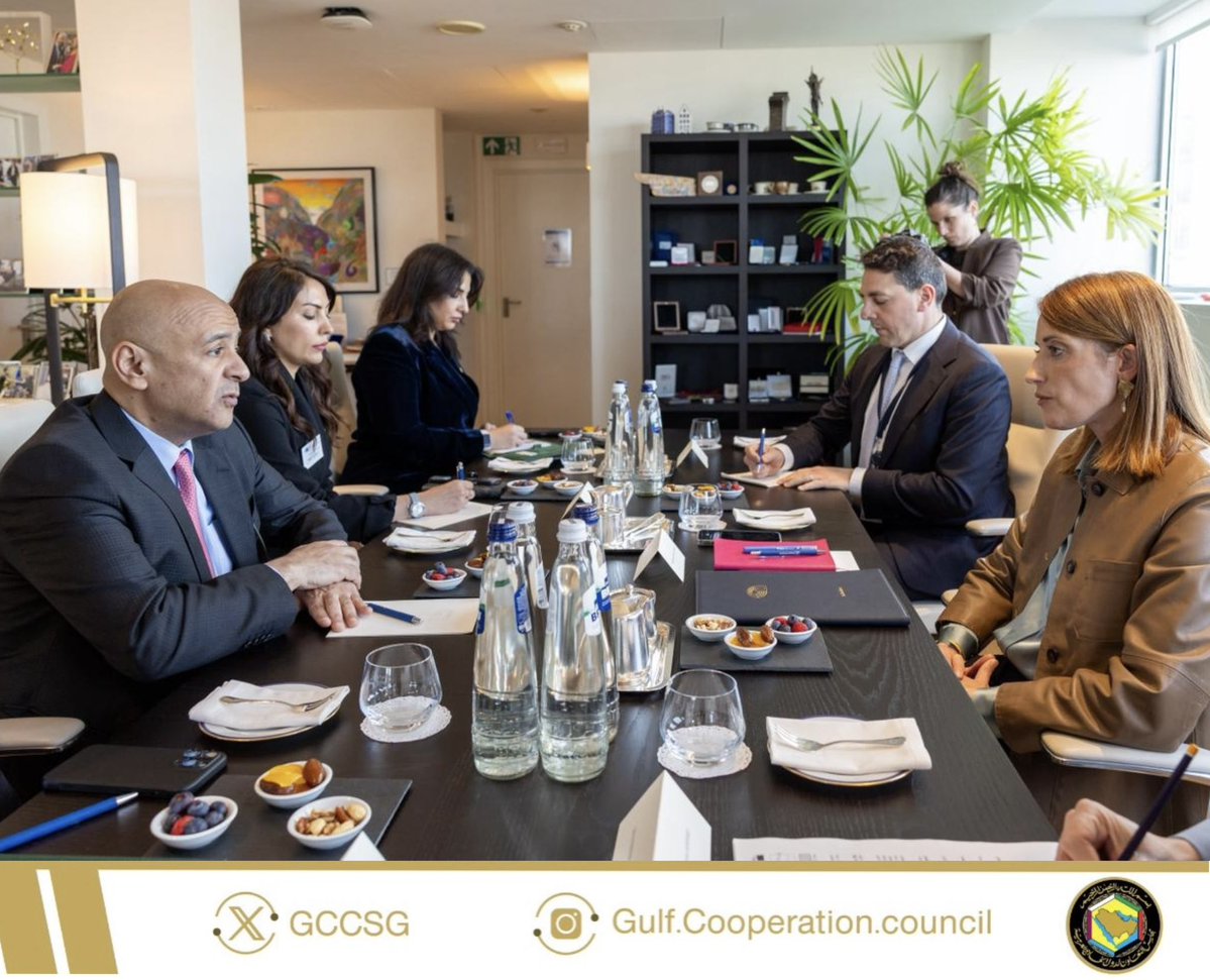 مجلس التعاون tweet media