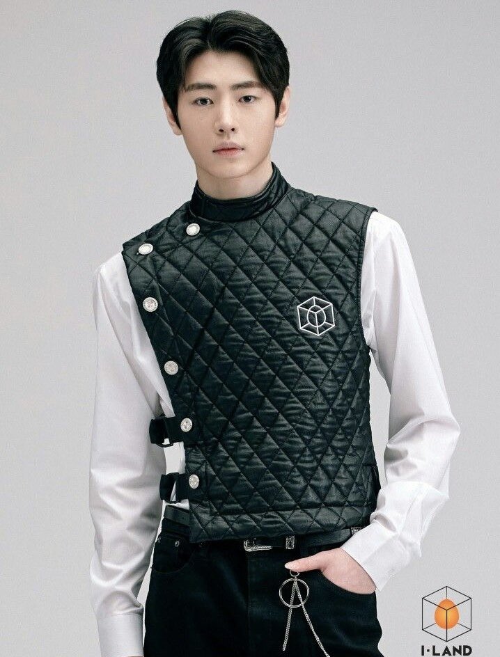 kai ⋆✮ tweet media