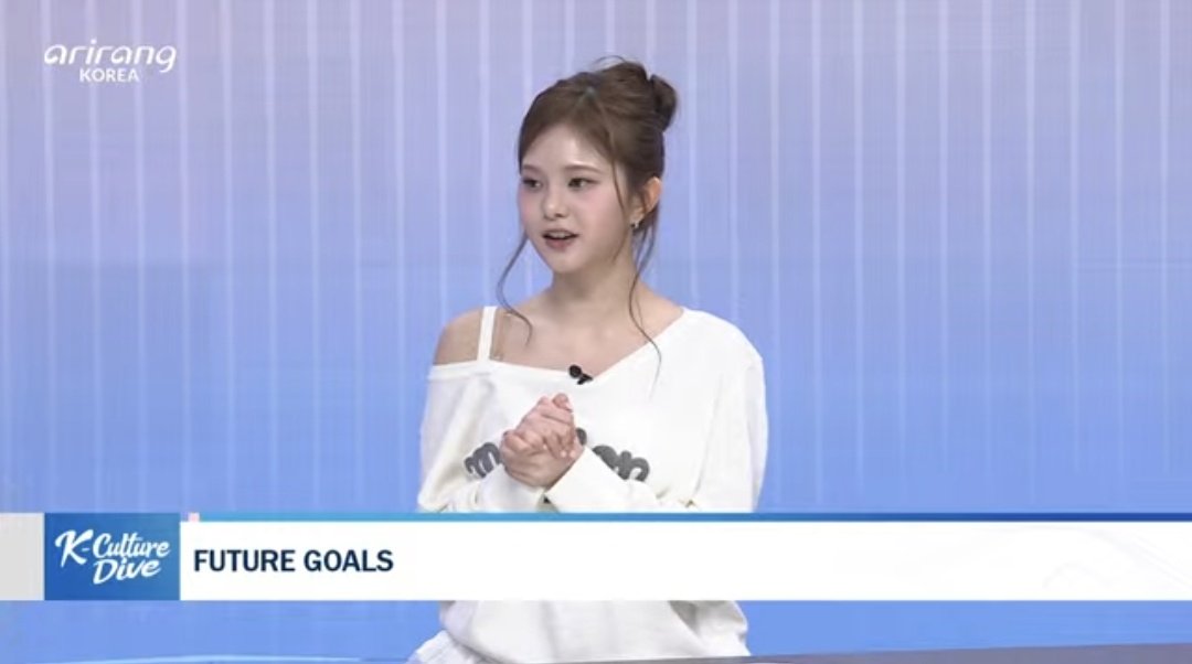 aku minat kpop mcm aespa,ive,Bm,kiof,leesserafim,skz,txt,tws,qwer,Itzy,twice,gfriend,Atheart,bigbang,clc,beast tapi tetap support anak Malaysia untk berjaya kt dunia kpop. Set ur mentalilty patriotism n Lets Hype our idol kpop🔥
#Malaysia #Kiiras #kpopMalaysia #idol #lingling