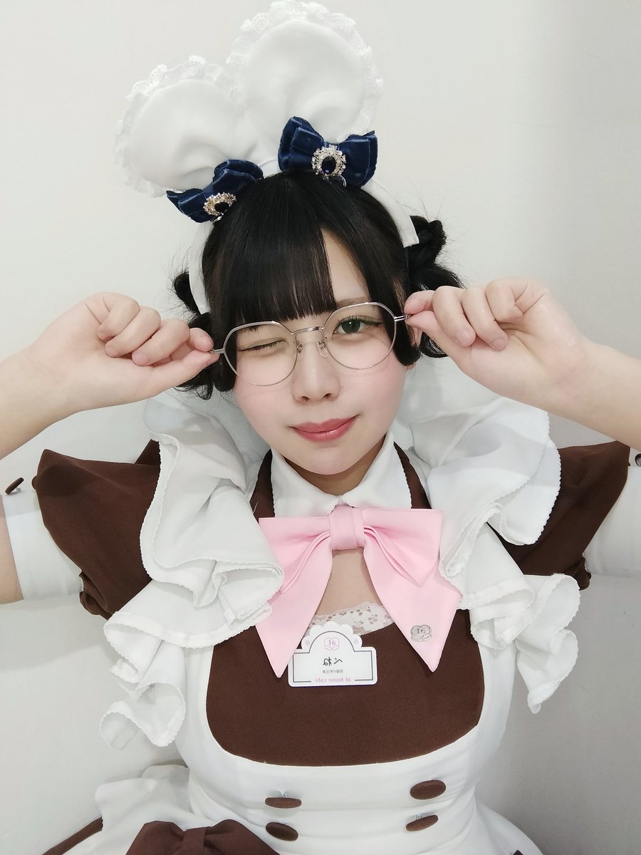 べね👓4月24日周年衣装 tweet media