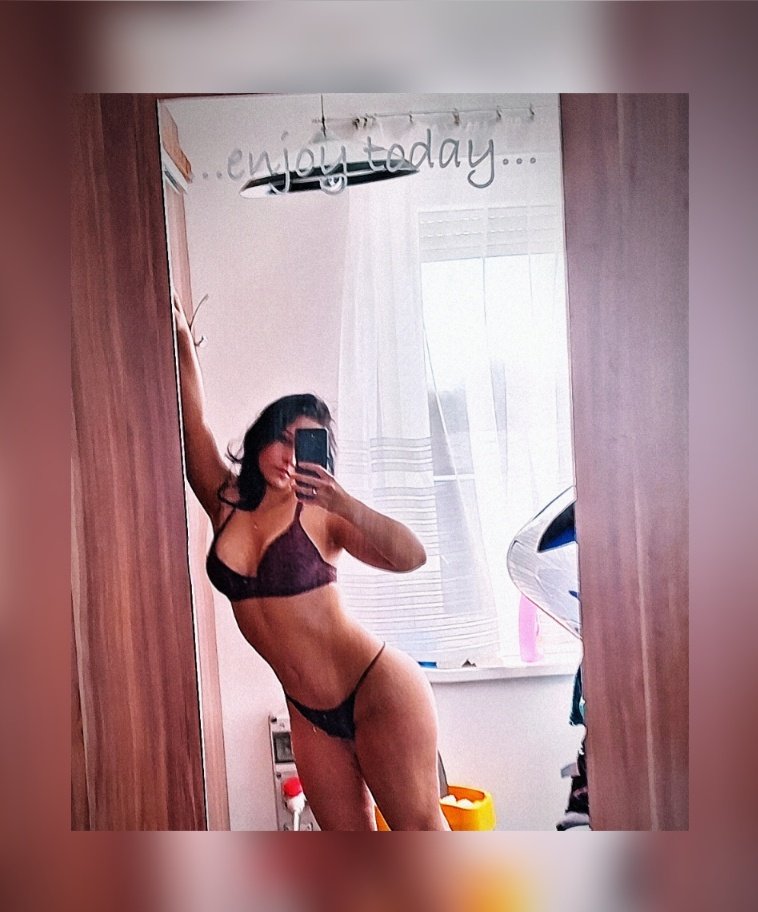 🇭🇺❤️🔥𝓟𝓮𝓵𝔂𝓷𝓲𝓪 𝓡𝓪𝓿𝓮𝓵𝓵𝓮 🇮🇹💋 tweet media