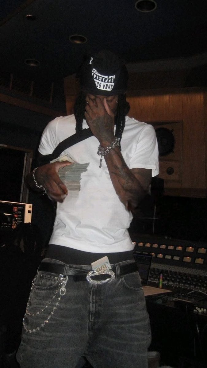 kris_2x1's tweet photo. 個人的に神だと思うplayboi carti fits https://t.co/3VTWaW9cZF