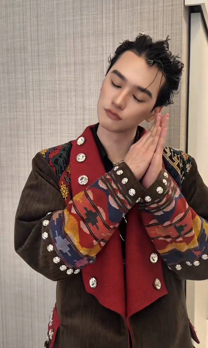 MYLOVELY_YELLOW🌙🐰✨️ tweet media