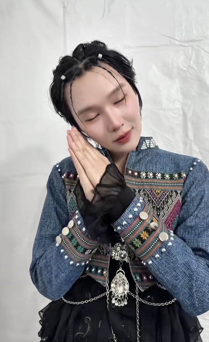 MYLOVELY_YELLOW🌙🐰✨️ tweet media