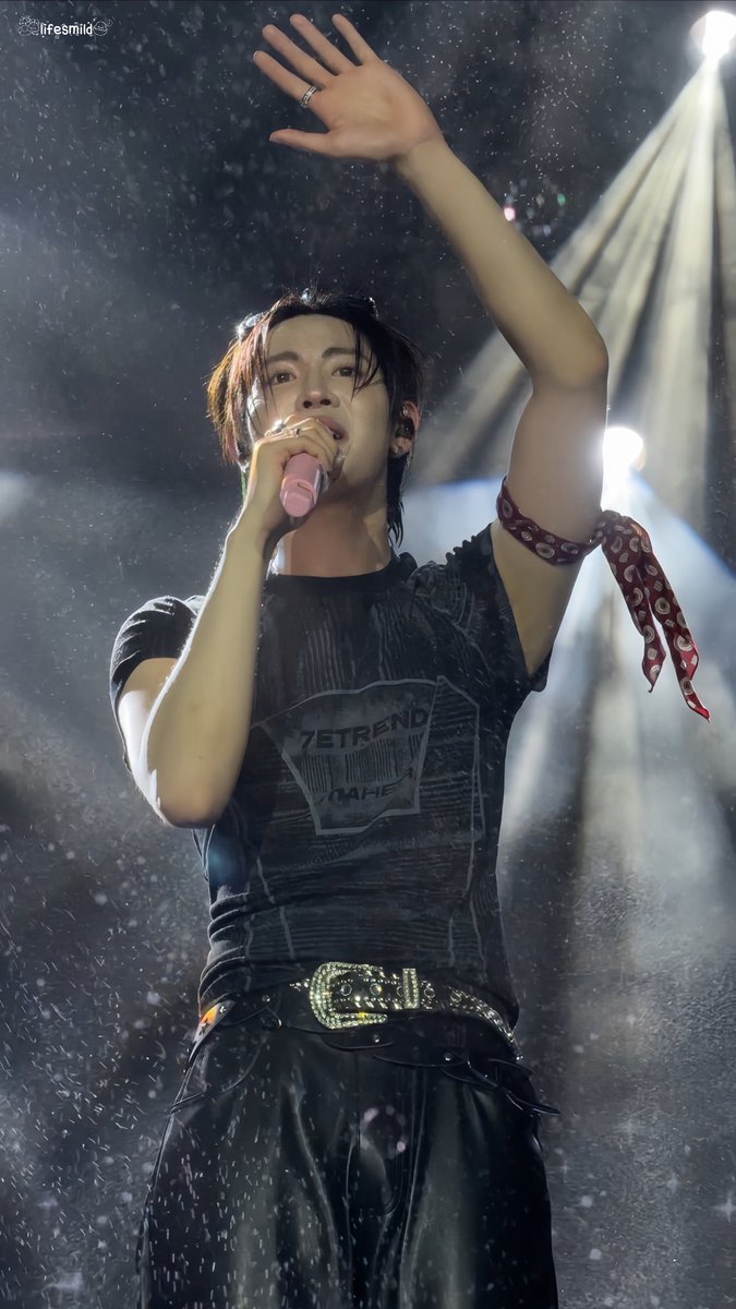 มายด์เกิร์ลเป็นอากาเซ่ติดฝน🐥☔️ tweet media