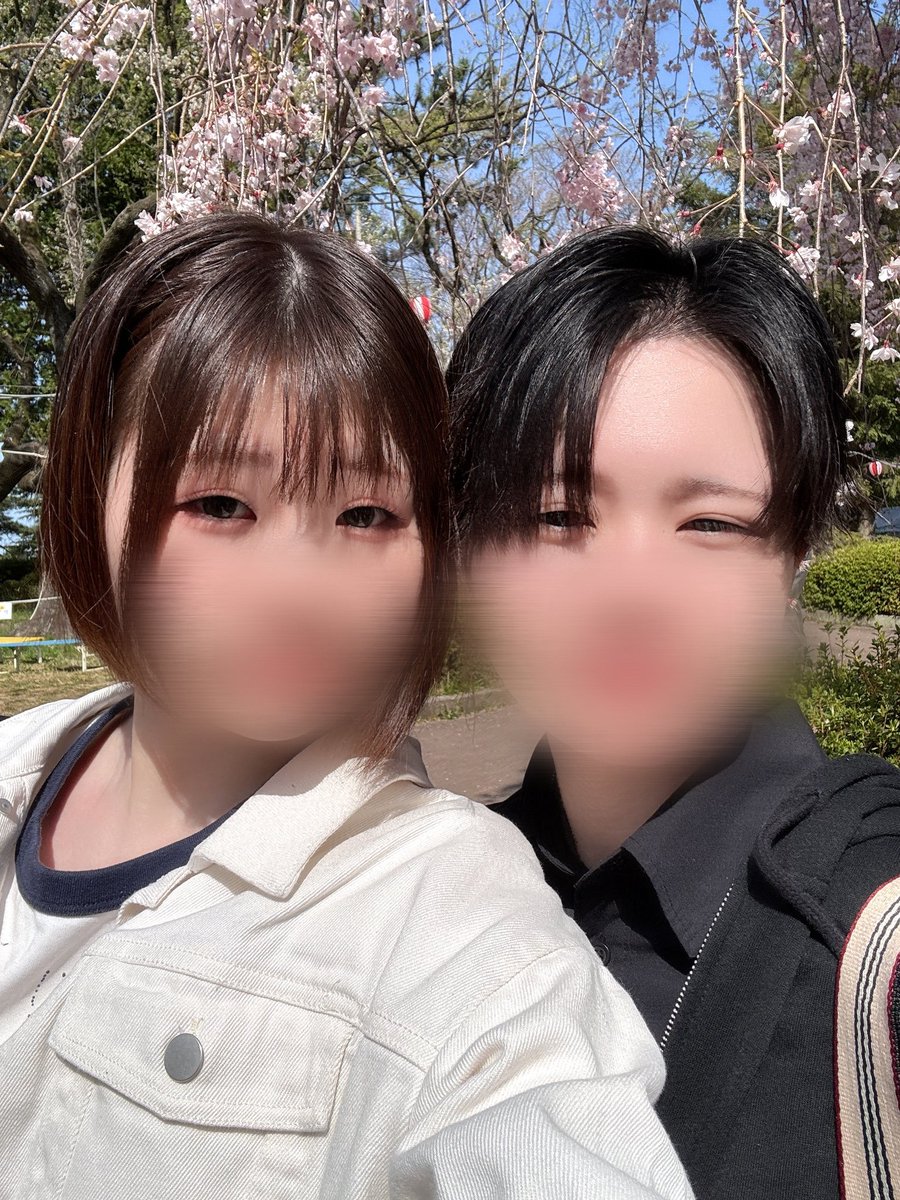 るら tweet media