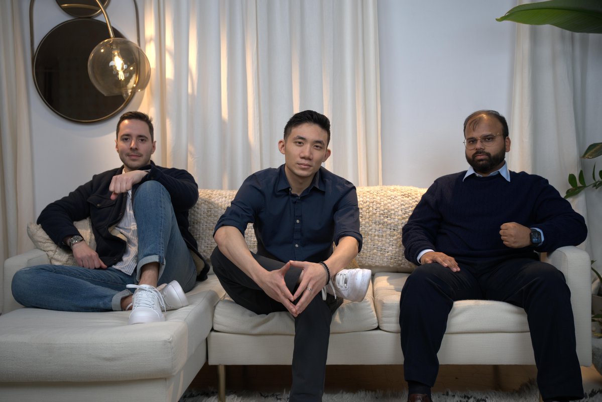 In October 2024, a team from Google, Palantir, and Two Sigma walked into a16z's crypto accelerator with a thesis most of the room found uncomfortable: open-source AI is a lie.

Not the models. There are 2.7 million of them on Hugging Face and anyone can download one. The lie is